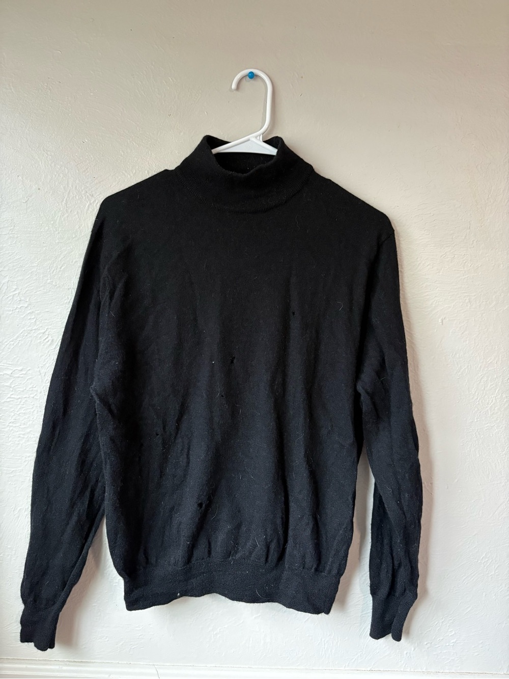 100% Merino Wool Club Room Black Turtleneck Sweater